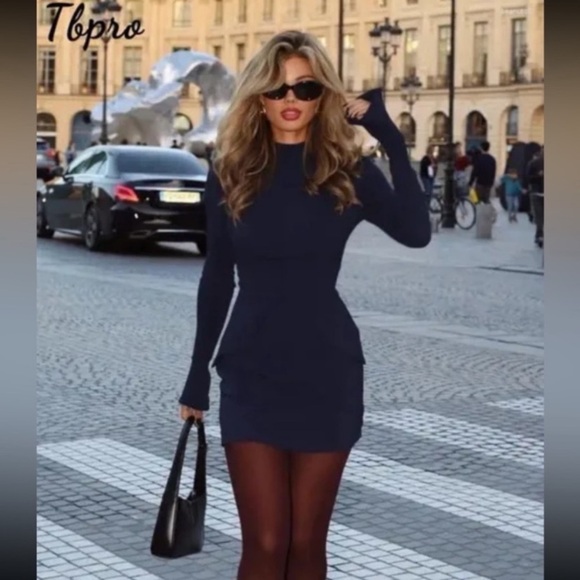 House of CB 'Mahalia' Navy Long Sleeve Mini Dress NWOT Size S regular length - Picture 13 of 13